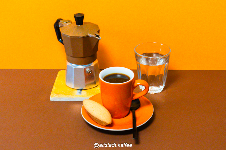 Autumn Espresso with Brown Caffettiera