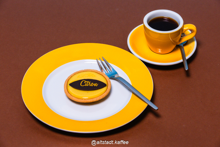 Autumn Espresso with Lemon Cake