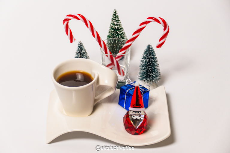 Elegant Christmas Espresso